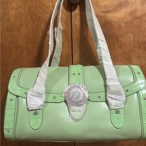 Elegant Light Green Shoulder Bag